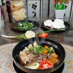 Sop Iga Irisan Daging Sapi