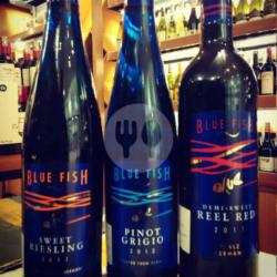 [21 ] Blue Fish Pinot Grigio Germany 750ml