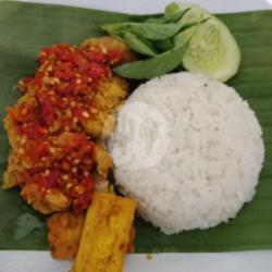 Geprek Ayam Crispy   Nasi   Tahu