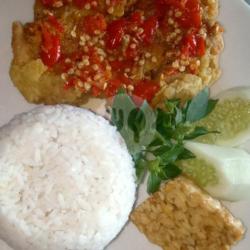 Telur Geprek  Nasi