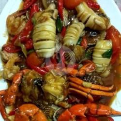 Seafood Campur/saos Pedas