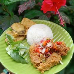 Nasi Geprek Sambal Matah