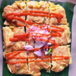 Martabak Telor Kuah Kari Aceh