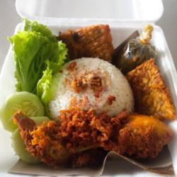 Ayam Pecak  Nasi   Manis Dingin