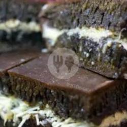 Blackforest Pisang Coklat Susu