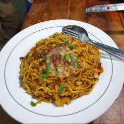 Magelangan  Goreng Telor Bebek