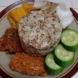 Paket Nasi Tutuk Oncom