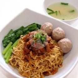 Mie Bakwan