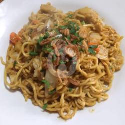 Bakmi Goreng Telor Aayam