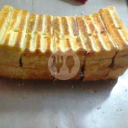 Roti Bakar Strawberry Melon