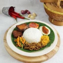 Nasi Campur Empal