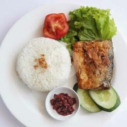 Ikan Bandeng Nasi