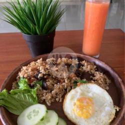 Paket:nasi Goreng Jamur Telur Ceplok Juss Pepaya