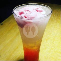 Ice Strawberry Freeze