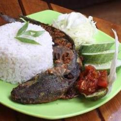 Lele Goreng Lamongan ( Tanpa Nasi )