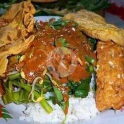 Nasi Pecel Madiun