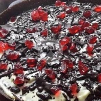 Red Velvet Keju Coklat Strawberry