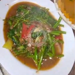 Kangkung Trasi