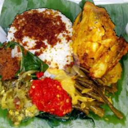 Ayam Penyek Nasi Putih