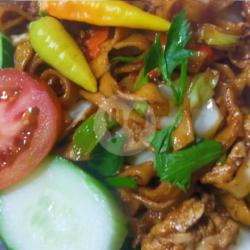 Mie Kwetiau Goreng Pedas