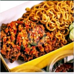 Mie Geprek Ayam Sambal Bawang