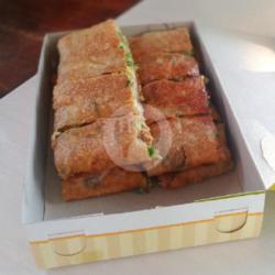 Martabak Sapi   Sosis Sedang