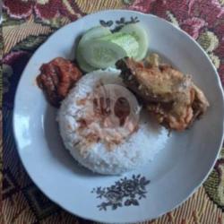 Nasi Ayam Goreng Ekonomis