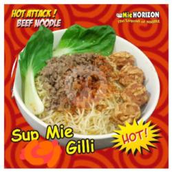 Sup Mie Gilli (chicken Fireball In Spicy Soup Noodle)