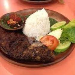 Nasi   Ikan Goreng Nila