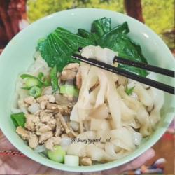 Mie / Bihun / Kwetiau Ayam Jamur