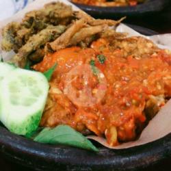 Penyetan Wader   Tahu Tempe Terong Sambel Super Pedes