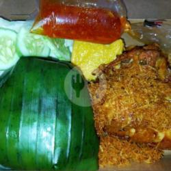 Nasi Bakar Oncom Ayam Goreng