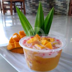 Mango Sago Dessert