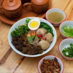 Mie Sapi Bakso Kuah Kaldu
