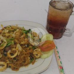 Bihun Goreng Babat   Teh Es