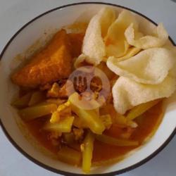 Lontong Sayur Tempe/tahu Kuah