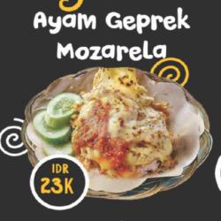 Ayam Geprek Moza