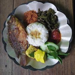 Nasi Sambel Ikan Nila