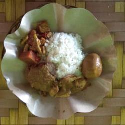 Nasi Gudeg Suwir Telor