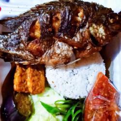 Tempong Ikan Nila   Nasi   Tahu Tempe   Sayur