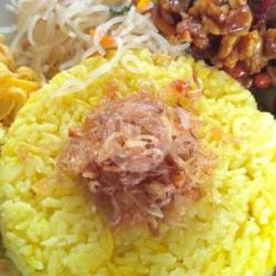 Nasi Kuning Menu Special 1