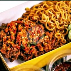 Mie Geprek Ayam Sambal Tomat