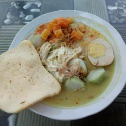 Lontong Opor Ayam Telur 1/2