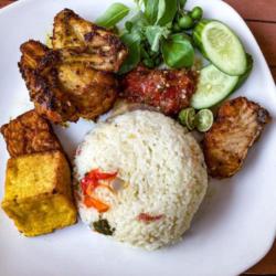 Nasi Liwet   Ayam Bakar Komplit