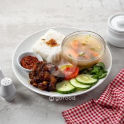 Sop Buntut Bakar Nasi Box