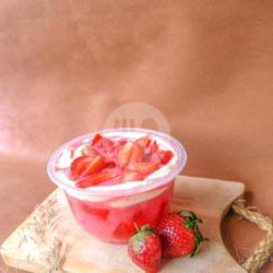 Strawberry Sago Dessert (450 Ml)