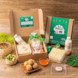 Cheese Milk Bath Dan Bakso Goreng Hampers Lebaran