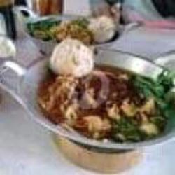 Mie Rendang Bakso