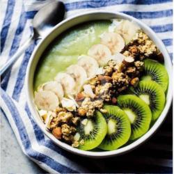 Green Matcha Smoothie Bowl