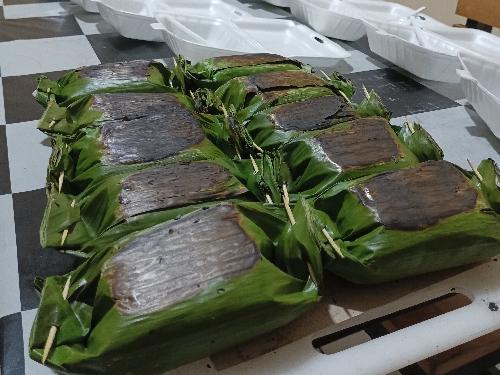 Nasi Bakar OTW, Teling Atas